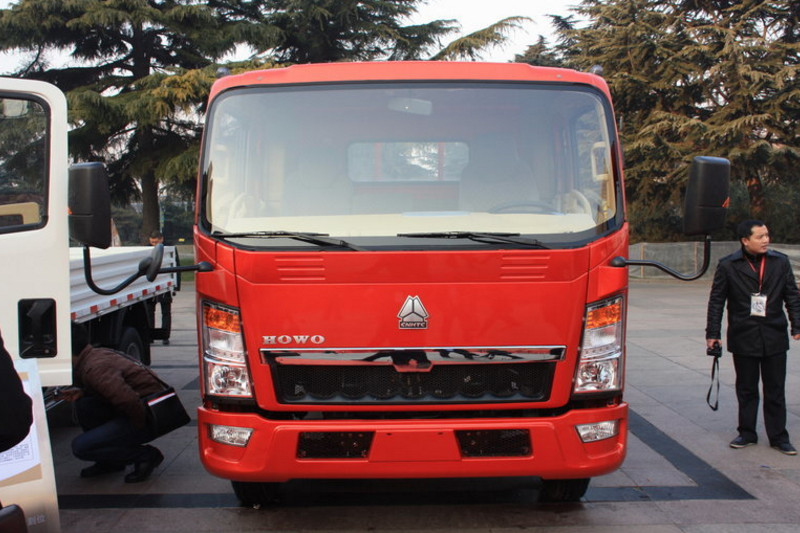中国重汽HOWO 悍将 170马力 5.8米 4X2 国五排半栏板载货车(ZZ1147H451CE1)