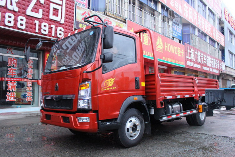 中国重汽HOWO 悍将 95马力 3.6米 4X2 国五单排栏板轻卡(ZZ1047C2813E145)
