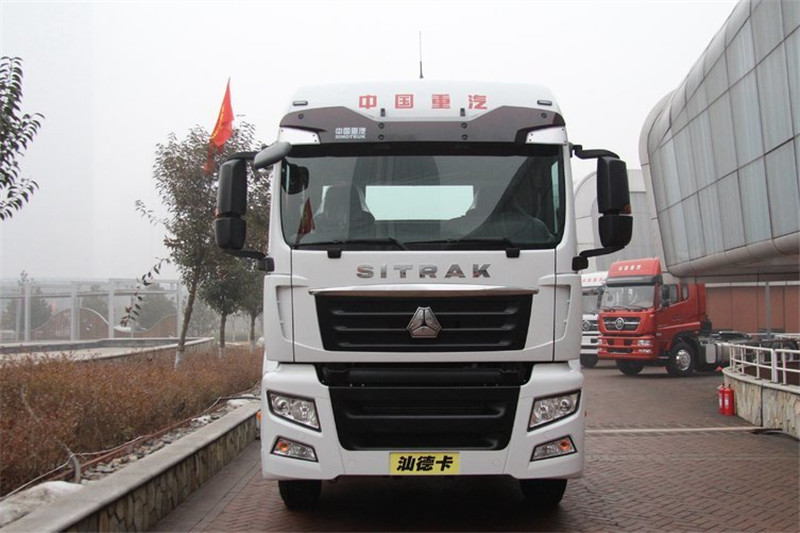 中国重汽 汕德卡SITRAK C7H重卡 400马力 4X2 国五牵引车(ZZ4186V361ME1B)