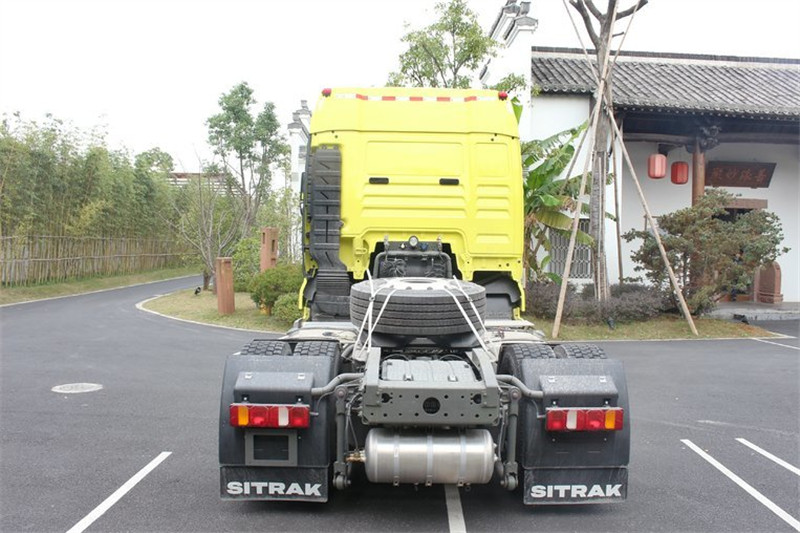 中国重汽 汕德卡SITRAK C7H重卡 360马力 4X2 国五牵引车(变速箱:ZF16S1930 TD)(ZZ4186V361HE1B)