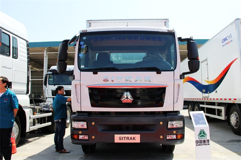 中国重汽 汕德卡SITRAK C5H重卡 240马力 8X4 8.6米 国四栏板载货车(ZZ1316M386GD1)