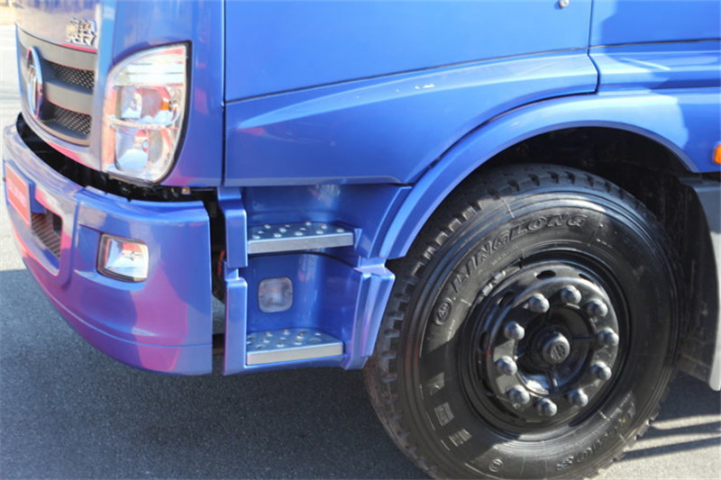 福田 奥铃CTX中卡 重载型 170马力 4X2 6.8米 国四排半栏板载货车(BJ1139VJPFK-AA)