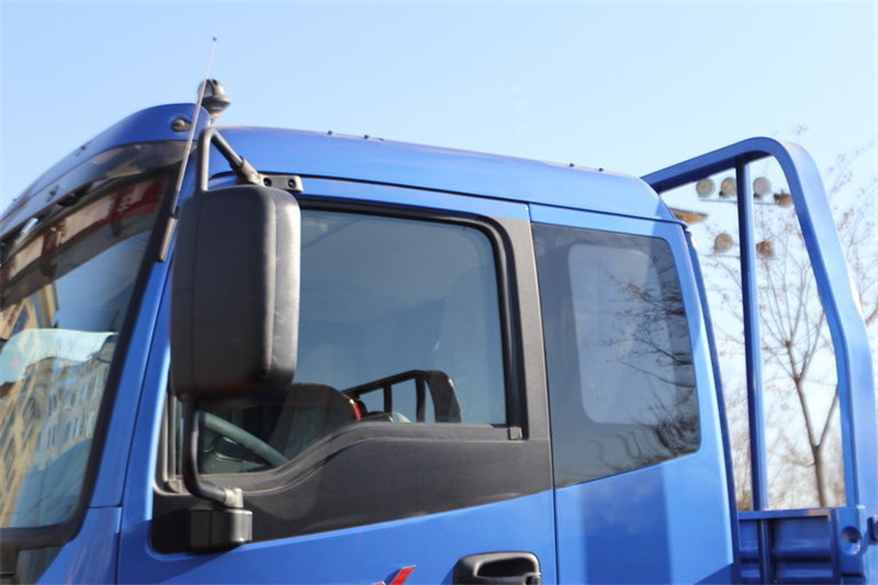 福田 奥铃CTX中卡 重载型 170马力 4X2 6.8米 国四排半栏板载货车(BJ1139VJPFK-AA)