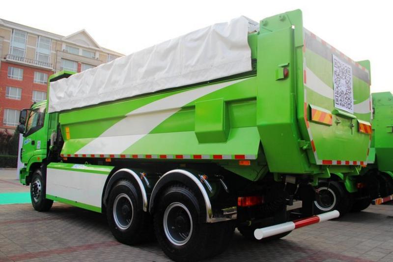 福田 欧曼ETX 9系重卡 350马力 6X4 国五5.6米LNG自卸车(BJ3253DLPCE-XA)