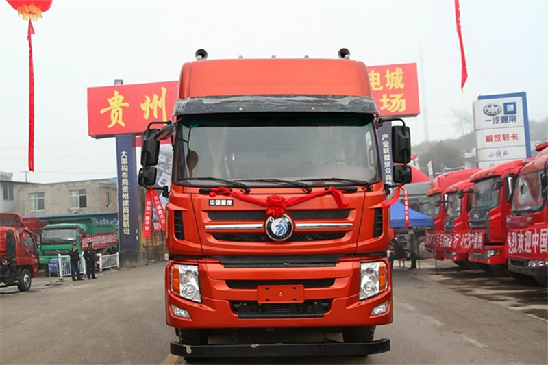 重汽王牌 W5G重卡 340马力 8X4 9.4米 国四仓栅式载货车(CDW5310CCYA1T4)