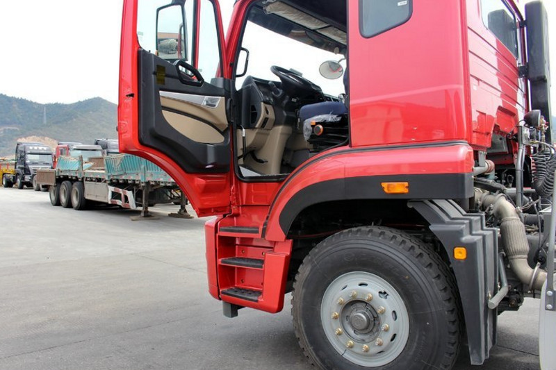 中国重汽 豪瀚J7B重卡 380马力 6X2 国四牵引车(ZZ4255N3236D1)
