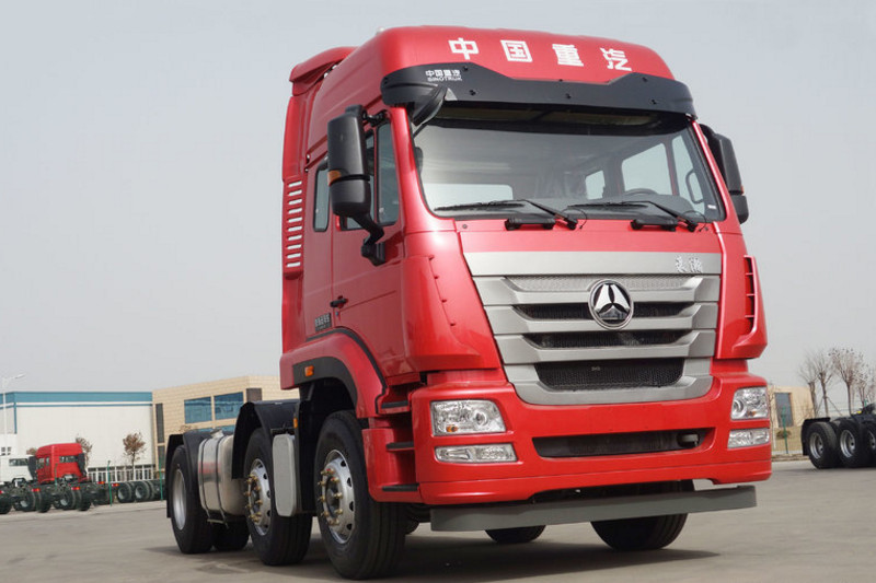 中国重汽 豪瀚J7B重卡 380马力 6X2  国五LNG牵引车(ZZ4255N27C6E1C)