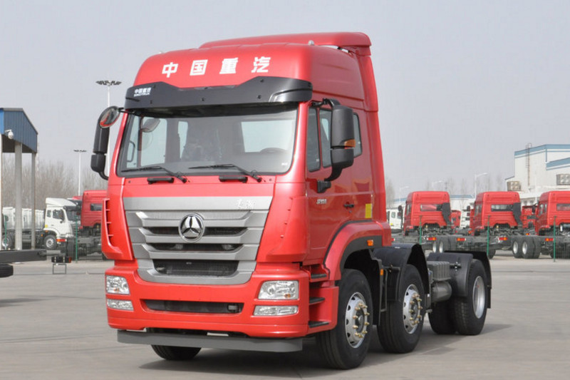 中国重汽 豪瀚j7b重卡 340马力 6x2 国五lng牵引车(zz4255n27c6e1c)