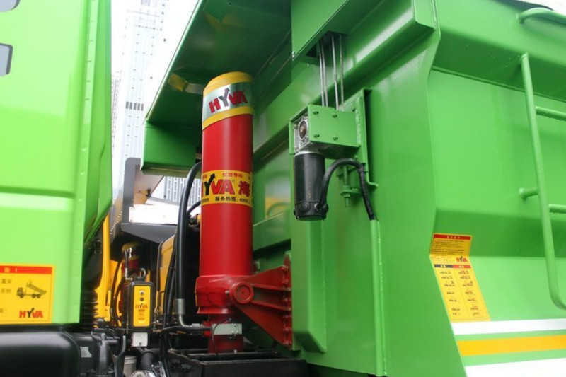 上汽红岩 新金刚重卡 350马力 6X4 5.6米 国四 自卸车(CQ3255HTG384)