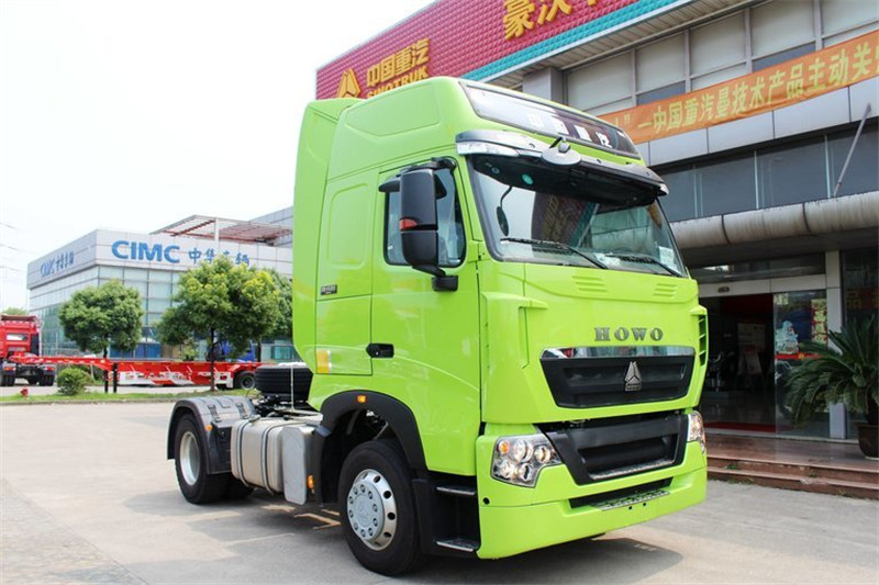 中国重汽 HOWO T7H重卡 440马力 4X2 国五牵引车(ZZ4187V361HE1)