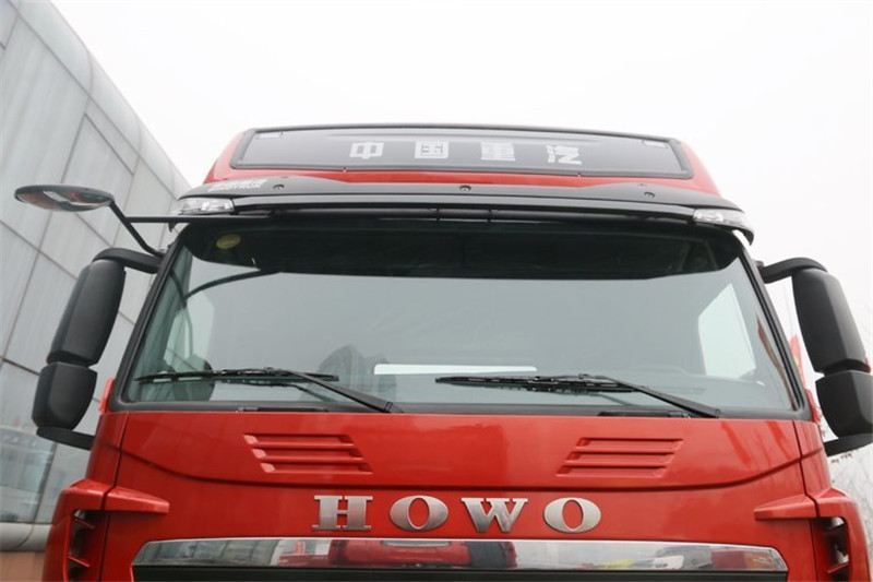中国重汽 HOWO T7H重卡 440马力 6X4 国五牵引车(速比:3.36)(ZZ4257V324HE1B)