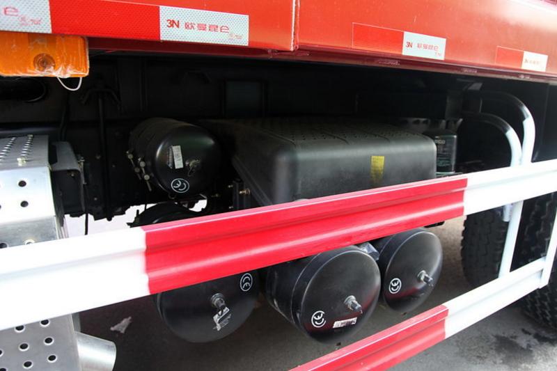 福田 欧曼ETX 9系重卡 336马力 6X4 国四5.8米自卸车(BJ3253DLPKE-XB)
