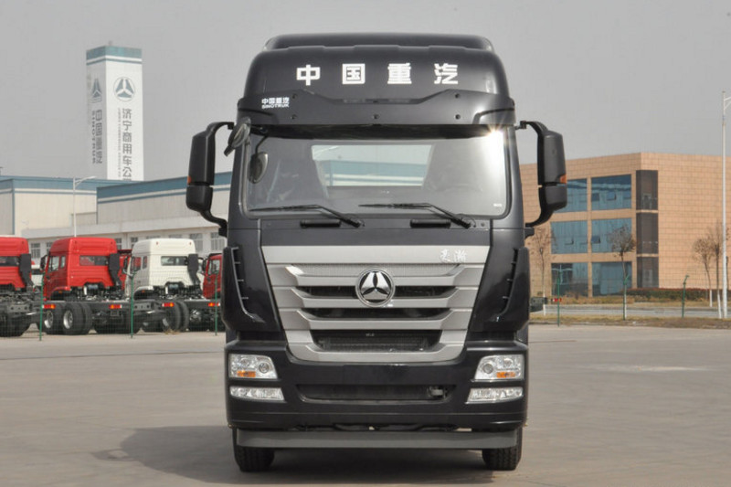 中国重汽 豪瀚J5G重卡 350马力 6X2 国四危险品牵引车(ZZ4255N27C3D1W)