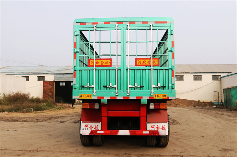 中国重汽 HOWO T7H重卡 440马力 6X4 国四牵引车(MCY11双后桥)(高顶)(ZZ4257V324HD1B)