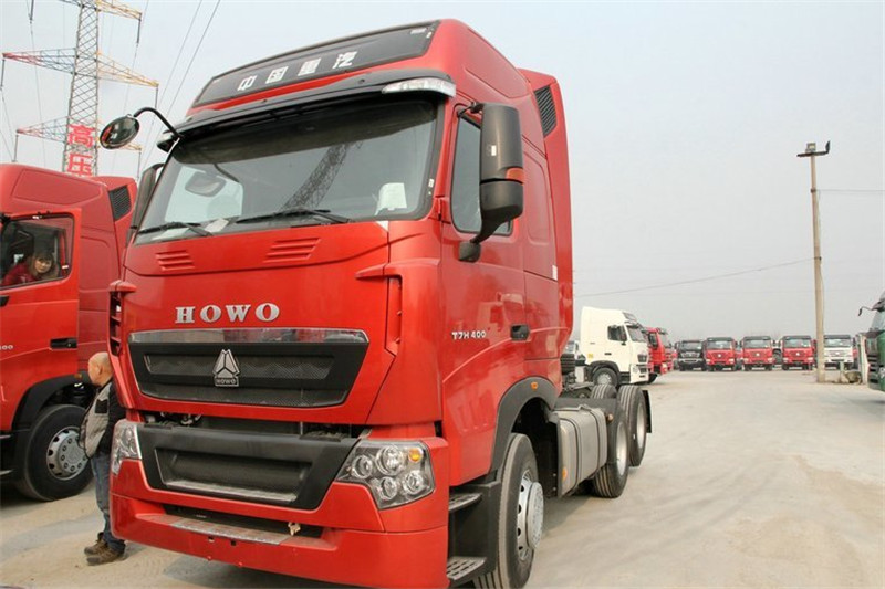 中国重汽 HOWO T7H重卡 400马力 6X2 国四牵引车(ZZ4257V25CHD1B)