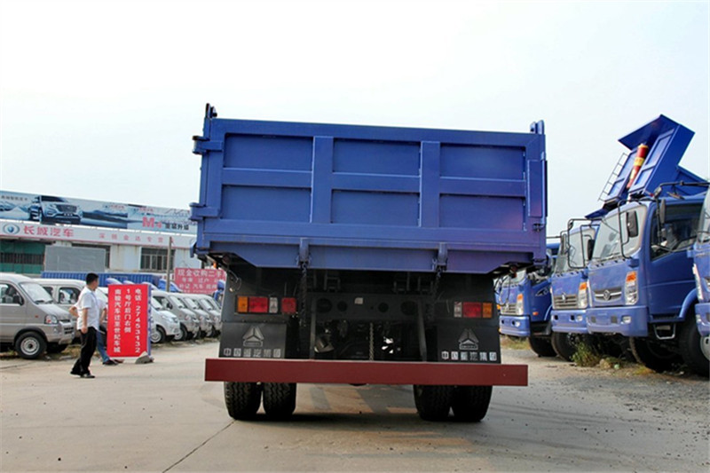 中国重汽 豪曼 140马力 4.7米 国四自卸车(ZZ3168G17DB1)