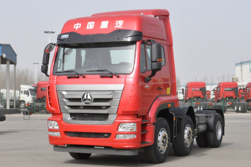 中国重汽 豪瀚J7G重卡 430马力 6X2 国五LNG牵引车(ZZ4255V3936E1L)