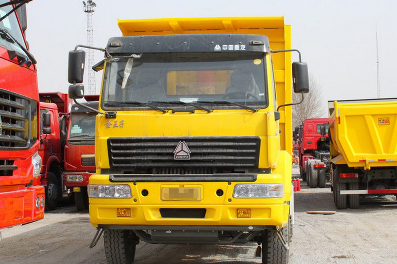 中国重汽 金王子重卡 300马力 6X4 5.6米 国四 自卸车(ZZ3251M3641D1)