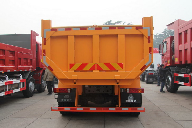 中国重汽 金王子重卡 340马力 6X4 5.7米 国四 自卸车(新型渣土车)(ZZ3251N3841D1)