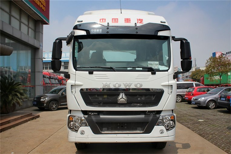 中国重汽 HOWO T5G重卡 340马力 6X4 国四牵引车(ZZ4257N324GE1)