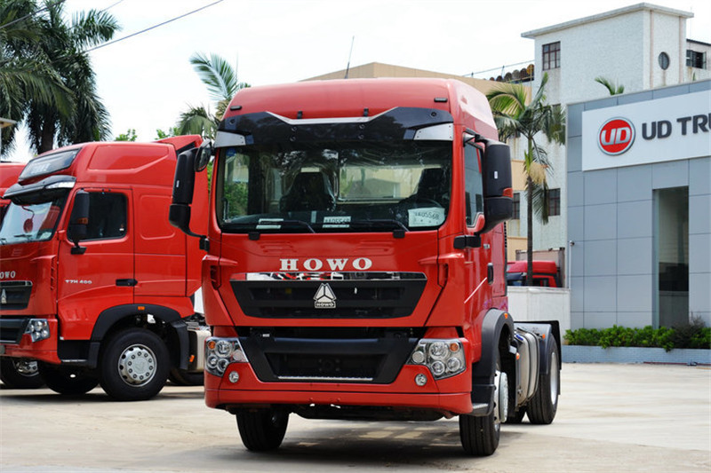 中国重汽 HOWO T5G重卡 340马力 4X2 国四牵引车(ZZ4187N361GD1)