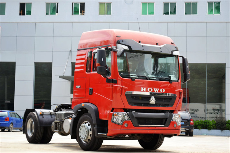 中国重汽 HOWO T5G重卡 340马力 4X2 国四牵引车(ZZ4187N361GD1)