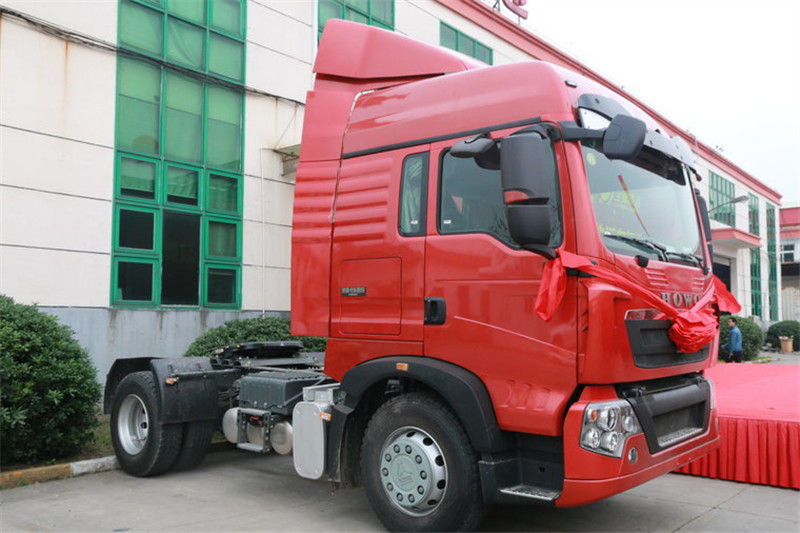 中国重汽 HOWO T5G重卡 340马力 4X2 国四牵引车(ZZ4187N361GD1)