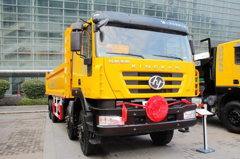 上汽红岩 新金刚重卡 380马力 8X4 6.8米 国四 自卸车(窄体)(CQ3315HTG306B)