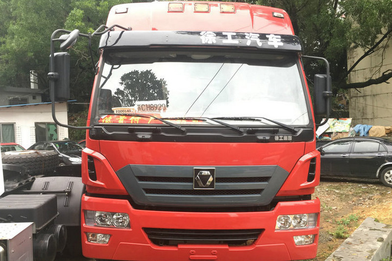 徐工汽车 瑞龙重卡 240马力 4X2 国四 牵引车(NXG4160D4ZA)