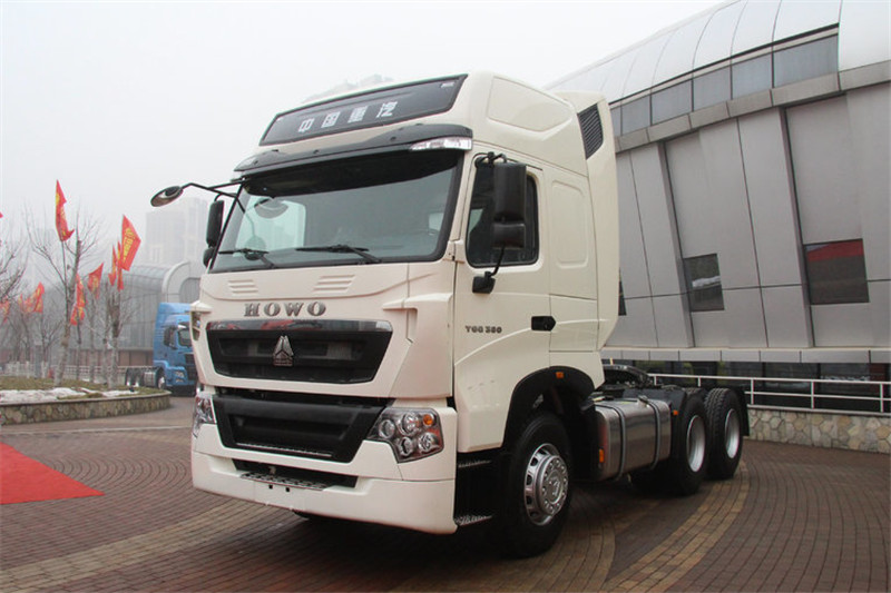 中国重汽 HOWO T6G重卡 380马力 6X4 国五牵引车(ZZ4257N324WE1)