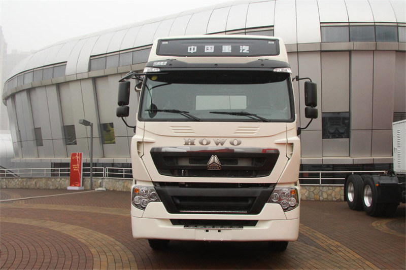 中国重汽 HOWO T6G重卡 380马力 6X4 国五牵引车(ZZ4257N324WE1)