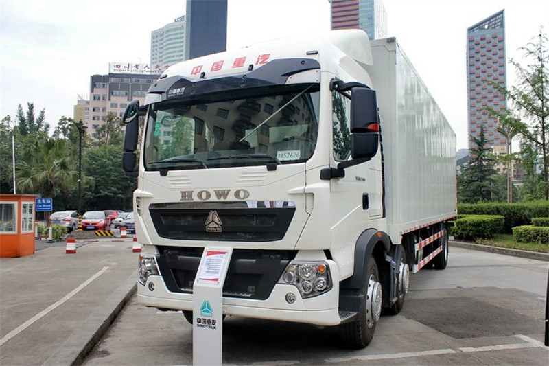 中国重汽 HOWO T5G重卡 280马力 6X2 9.6米 国五仓栅载货车(ZZ5257CCYM56CGE1)