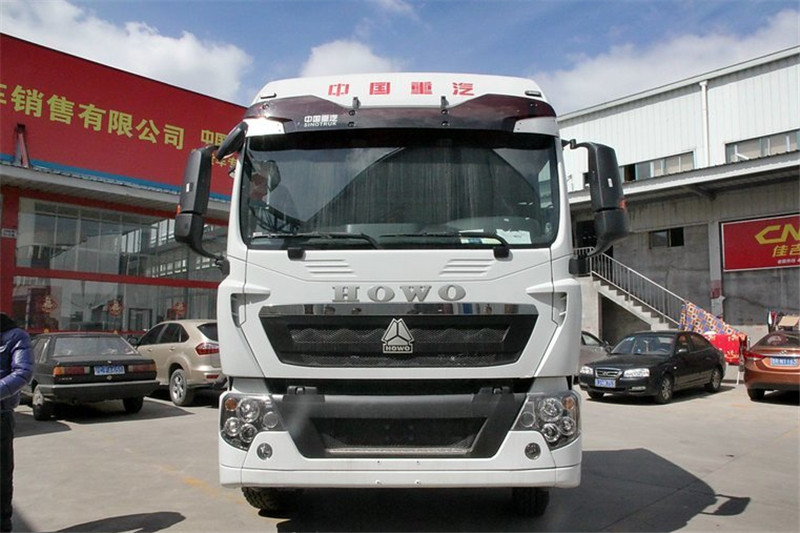 中国重汽 HOWO T5G重卡 310马力 6X4 9.5米 国四栏板载货车(ZZ1257N584GD1)