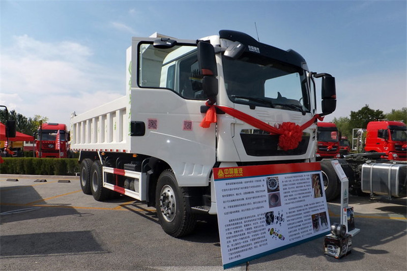 中国重汽 HOWO T5G系重卡 340马力 6X4 6.3米 国四自卸车(ZZ3257N414GD1)