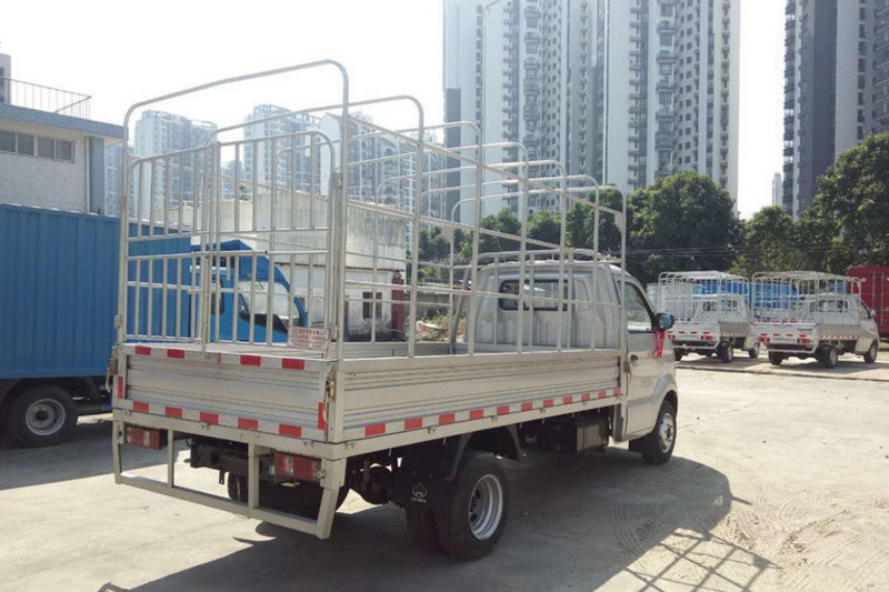 长安跨越王 1.5L 112马力 3.4米 国五单排仓栅式微卡(SC5031CCYFAD52)