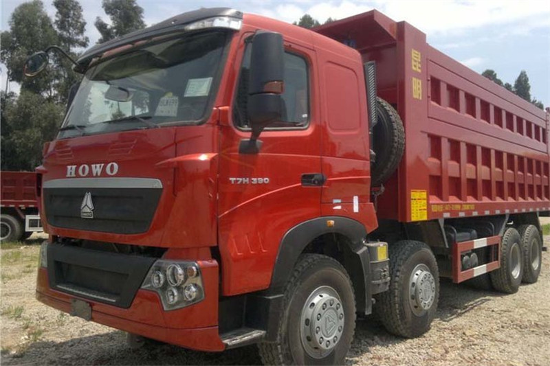 中国重汽 HOWO T7H重卡 440马力 8X4 8米 国五自卸车(ZZ3317V426HE1)