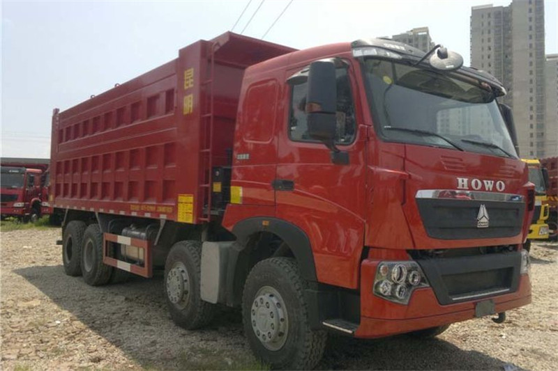 中国重汽 HOWO T7H重卡 440马力 8X4 8米 国五自卸车(ZZ3317V426HE1)