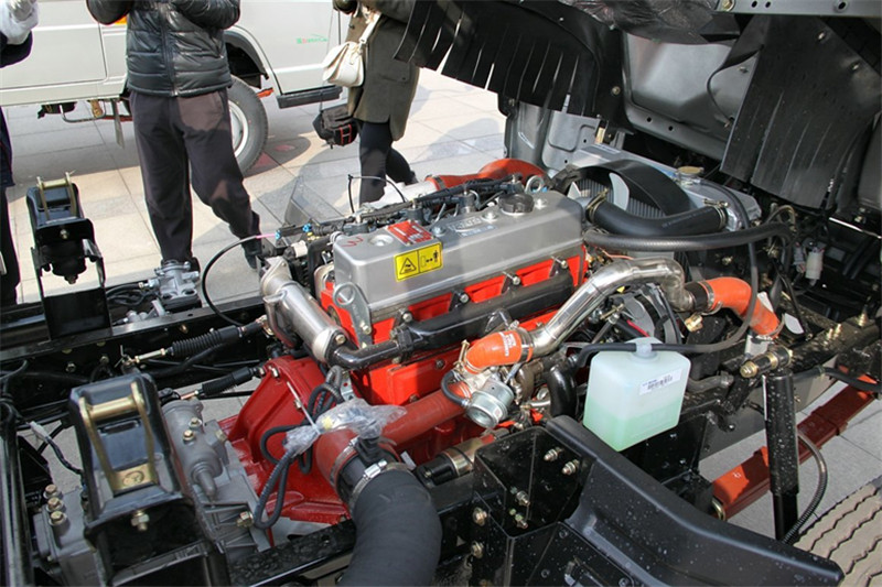 唐骏欧铃 小宝马 88马力 4X2 汽油/CNG 3米  国五双排栏板微卡(ZB1034BSD0V)