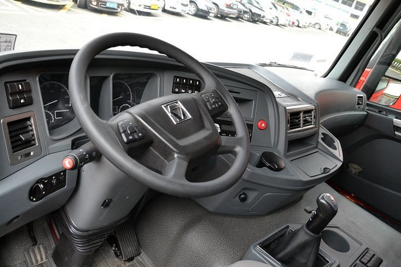 徐工 汉风g7重卡 310马力 4x2 国五 危险品牵引车(nxg4189d5wa)