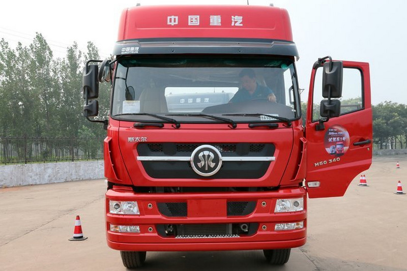 中国重汽 斯太尔M5G重卡 340马力 6X2 国四 牵引车(ZZ4253N27CGD1)