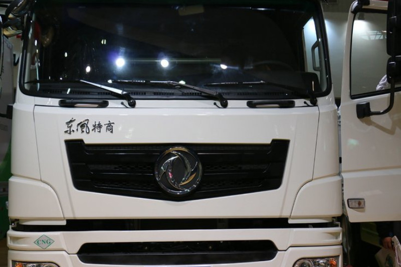 东风 特商重卡 400马力 6X4 CNG 国五 牵引车(EQ4250GLN2)