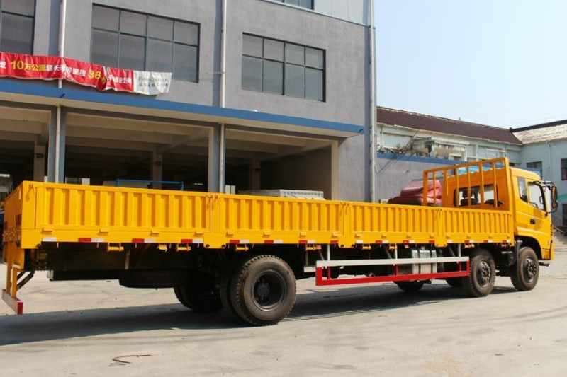 东风特商 中卡 210马力 6X2 9.6米 国四 栏板载货车(EQ1253GFJ1)