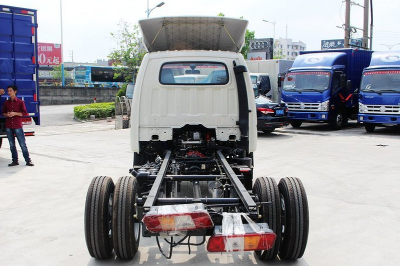 时代汽车 康瑞K2 82马力 3.7米 国四 单排栏板轻卡底盘(BJ1036V4JD5-U1)