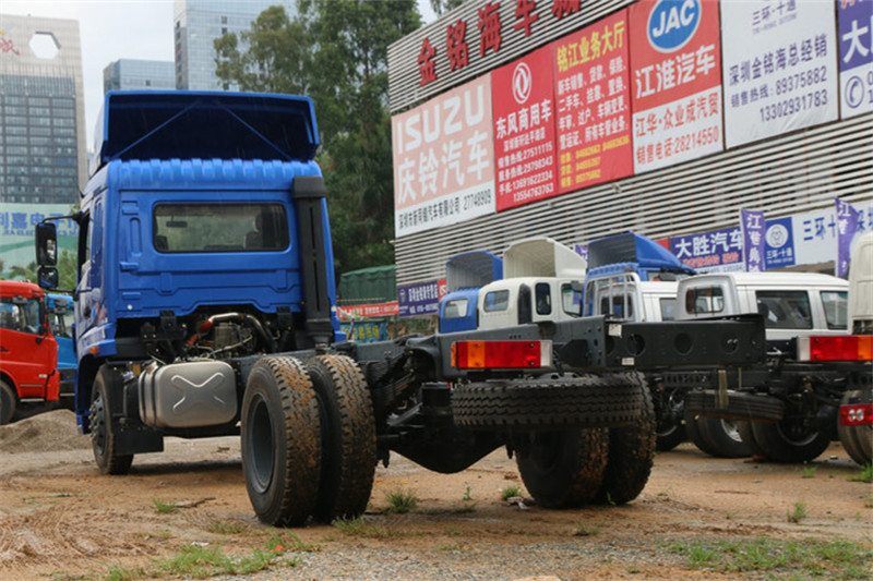 三环十通 昊龙中卡 160马力 4X2 5200轴距 国四载货车底盘(STQ1165L10Y34)