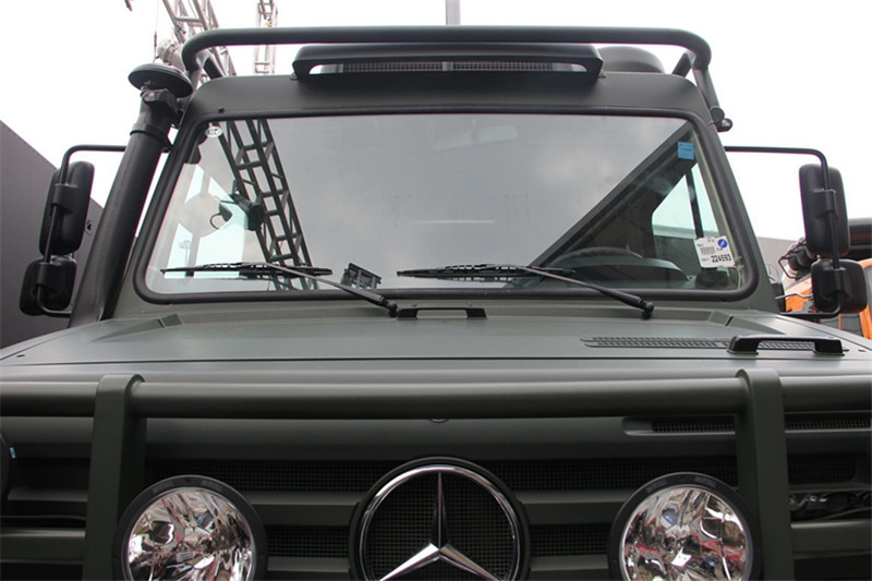 奔驰 Unimog系列 220马力 4X4 国四越野旅居车(型号U5000)