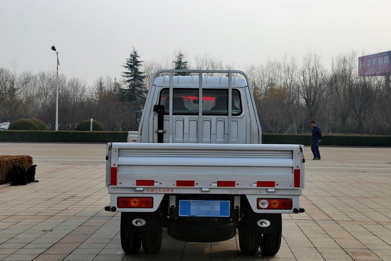 时代汽车 驭菱VQ2 1.5L 112马力 汽油 国五 双排栏板微卡(BJ1032V4AV5-B5)