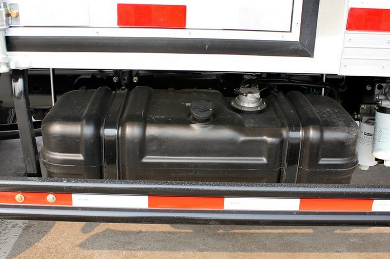 时代汽车 康瑞H2 115马力 4.2米 国五 单排厢式轻卡(BJ5043XXY-J7)