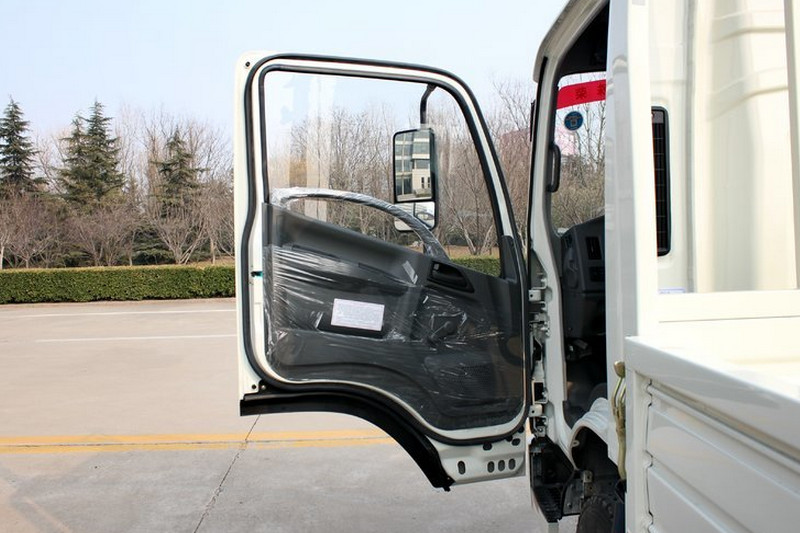 时代汽车 康瑞H1 95马力 2.7米 国四 双排栏板轻卡(液刹)(BJ1046V9AB5-B1)