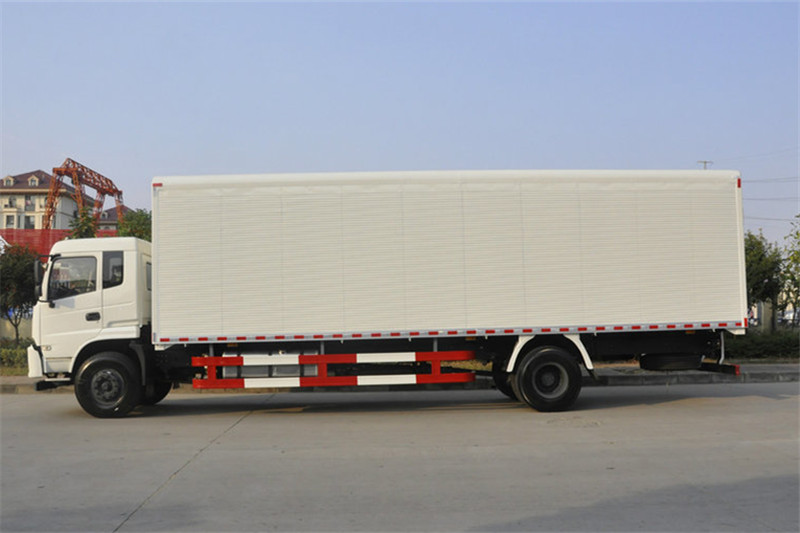 东风 专底系列 180马力 4X2 7.7米 国五厢式载货车(EQ5180XXYGD5D)