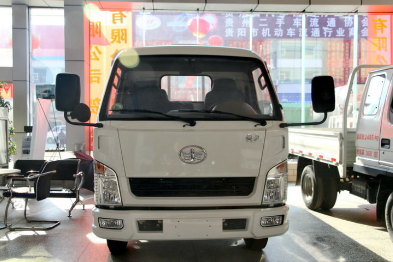 一汽红塔 解放霸铃 102马力 4X2 3.7米 国五 单排栏板轻卡(CA1040K11L1E5J)
